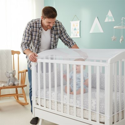 Moustiquaire lit bébé